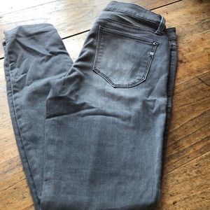 Genetic denim light grey stretch skinny ankle jean